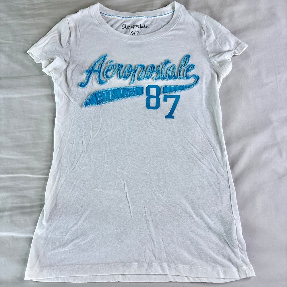 Aeropostale Y2K White T Shirt Small